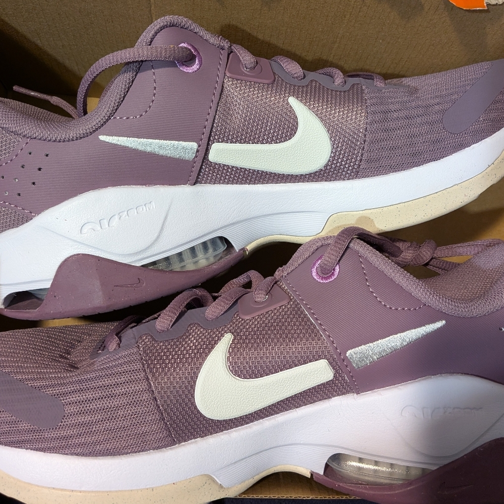 Nike Women’s Plum Lavender Athletic Sneakers with White Swoosh